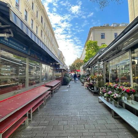 Premium Residence At Famous Vienna Kutschkermarkt ภายนอก รูปภาพ