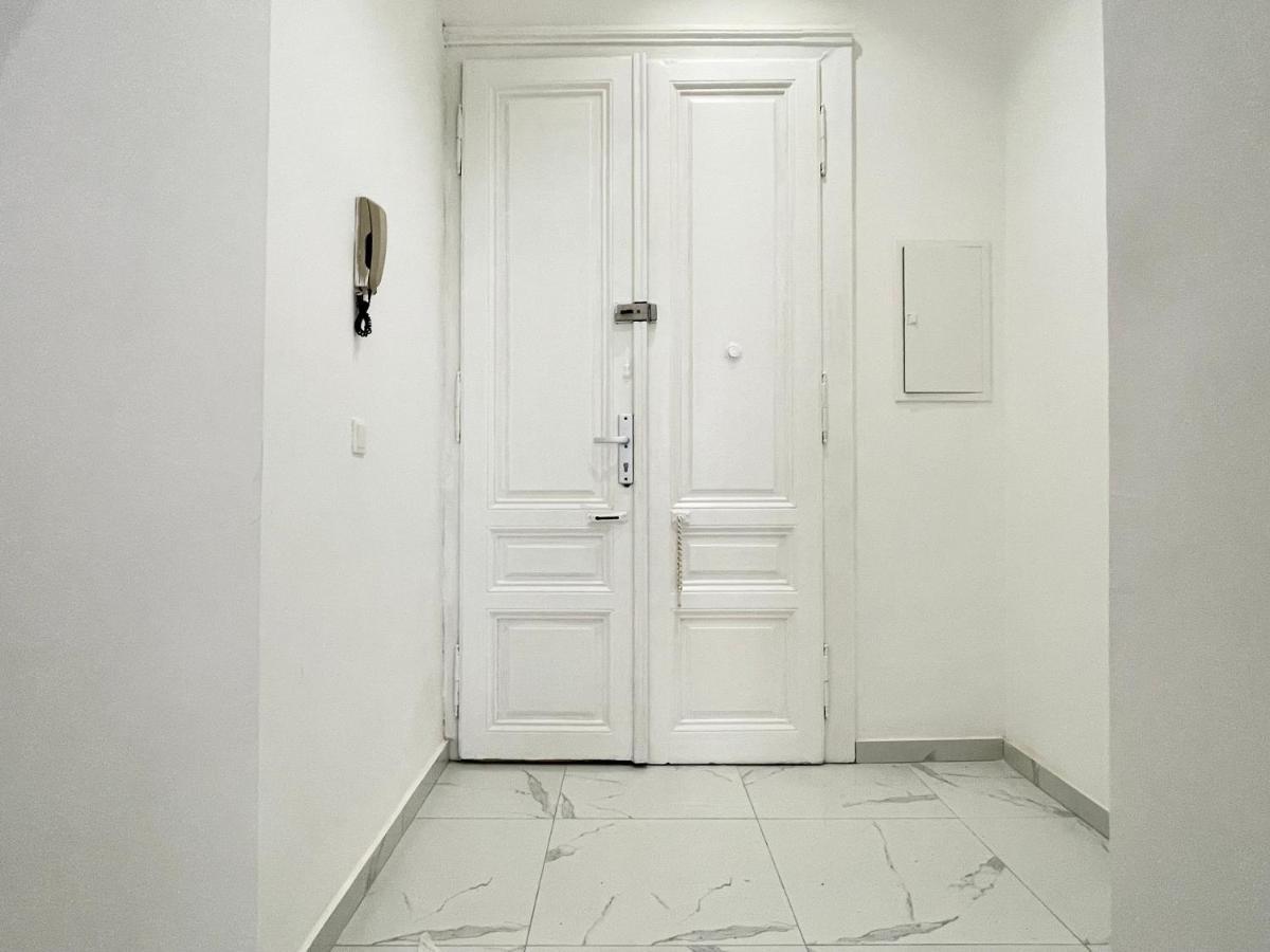 Premium Residence At Famous Vienna Kutschkermarkt ภายนอก รูปภาพ