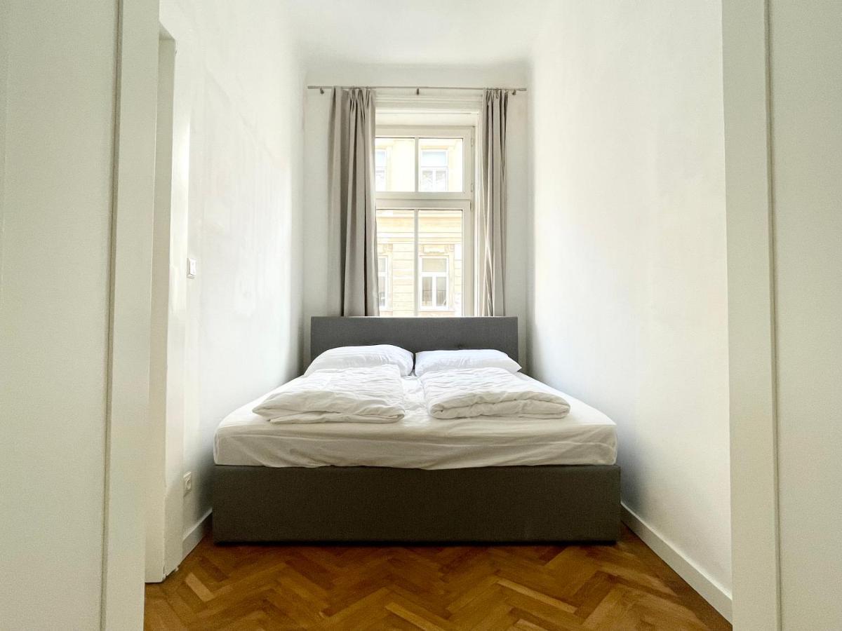 Premium Residence At Famous Vienna Kutschkermarkt ภายนอก รูปภาพ